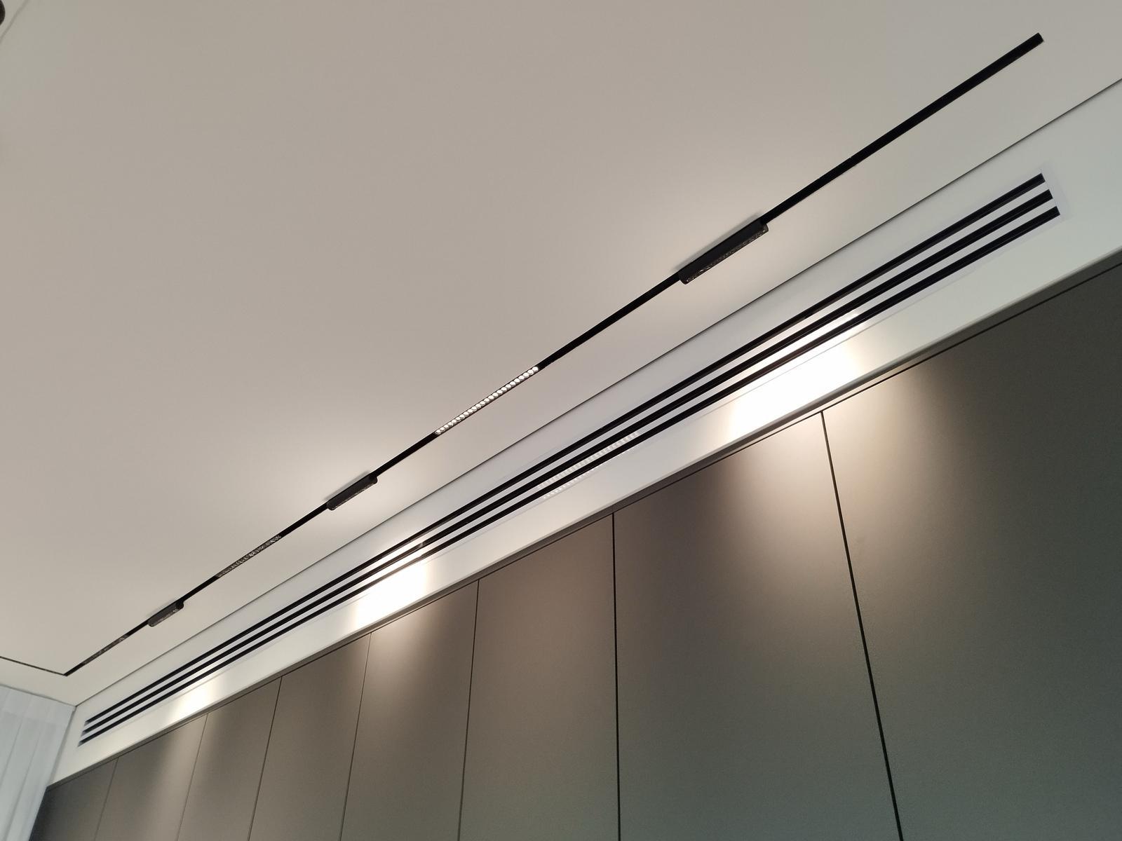 725c21f7-abff-46a2-9c11-df6f3f7e4LKK4c0e