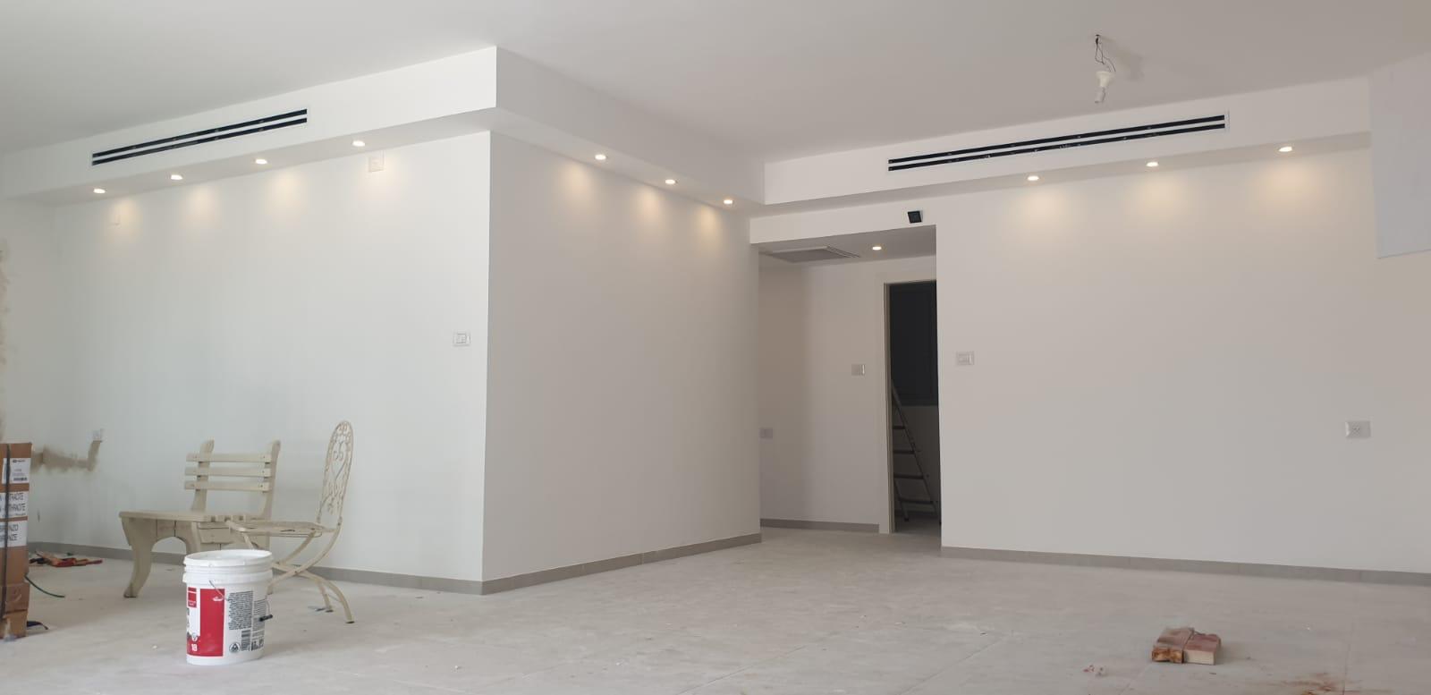 ee80cfb1-a41b-4946-9f34-9MMb60f837e683